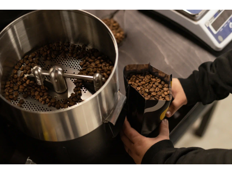 Способ заваривания кофе в воронке